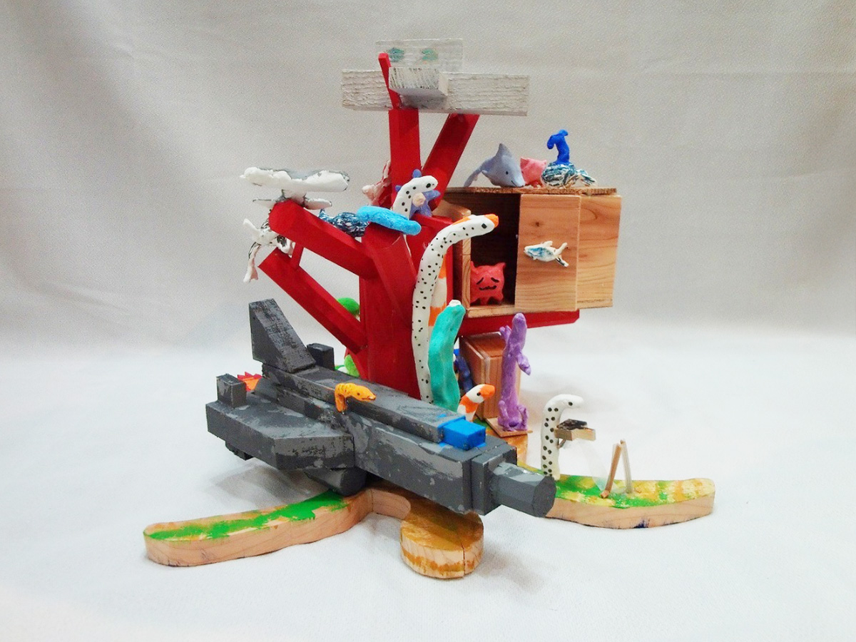 写真:海の中のサンゴのお家