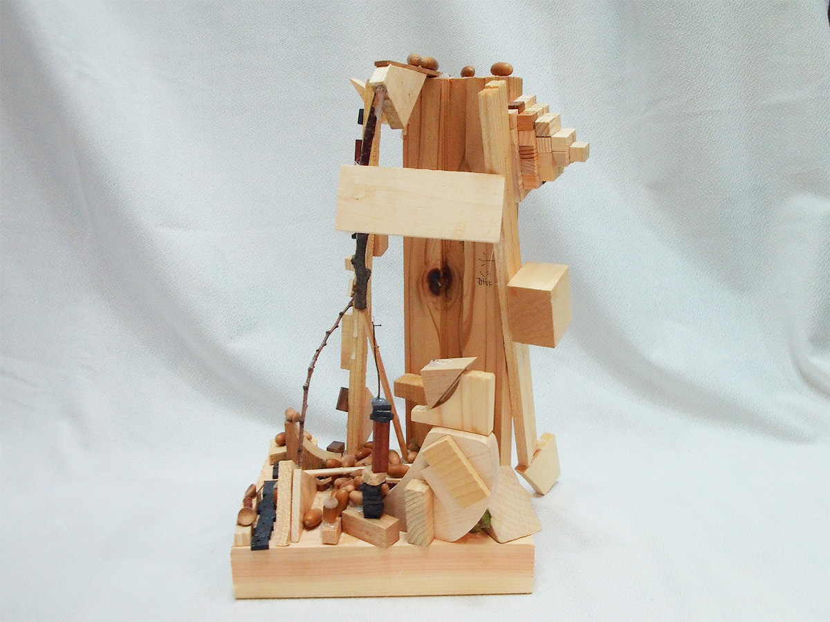 写真:ぼくがせっ計した色とろどりのビル